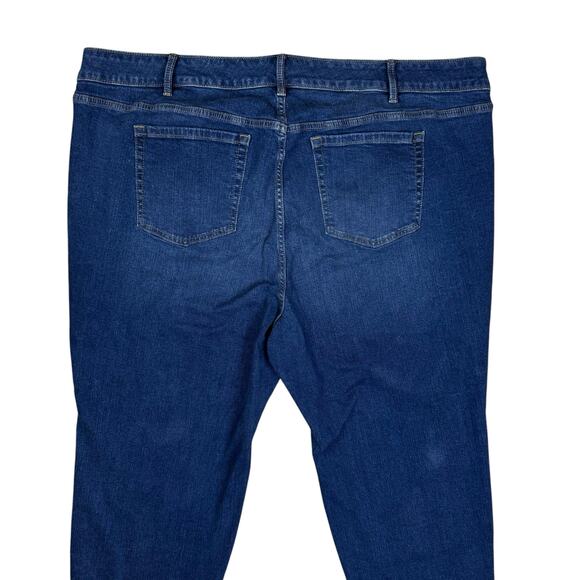 Torrid SHORT Perfect Boyfriend Mid Rise Medium Wash Ankle Stretch Denim Jeans - Picture 4 of 12